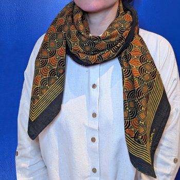 Grand carré "Coquille" vert/rouille