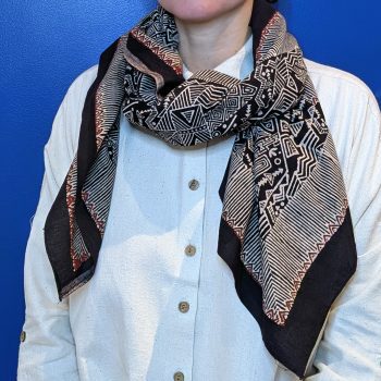 Grand carré "Zulu" noir