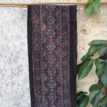Bordure en velours côtelé noir-indigo-garance ISAN